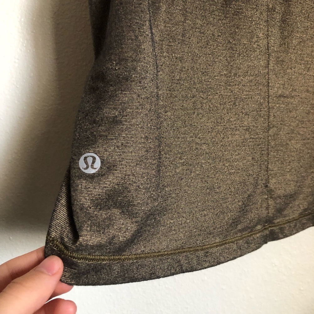 🌸 SOLD 🌸 Lululemon Shimmer Gold Tank Top - Picture 9 of 9